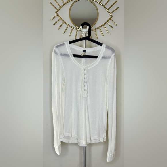 Free People We the Free long sleeve sheer White long Henley size Small EUC - Picture 8 of 8